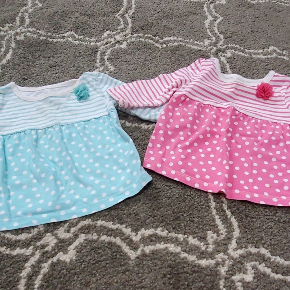 TWIN- Flower shirt bundle 🌺 - Picture 5 of 5